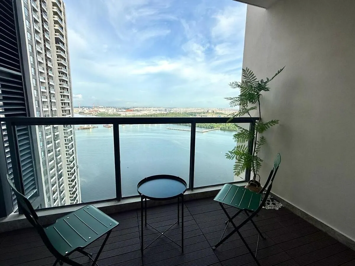New Stylish & Luxury Modern 2Br2B At R&F Mall Ciq Johor Bahru