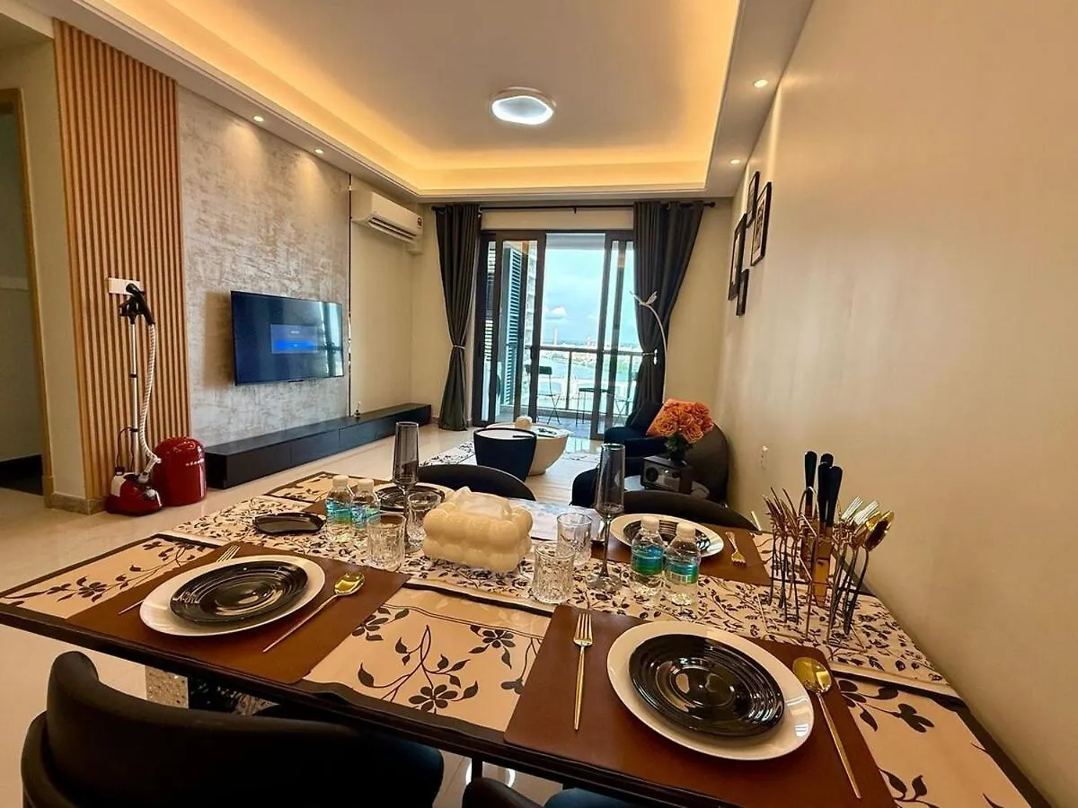 New Stylish & Luxury Modern 2Br2B At R&F Mall Ciq Johor Bahru Apartment