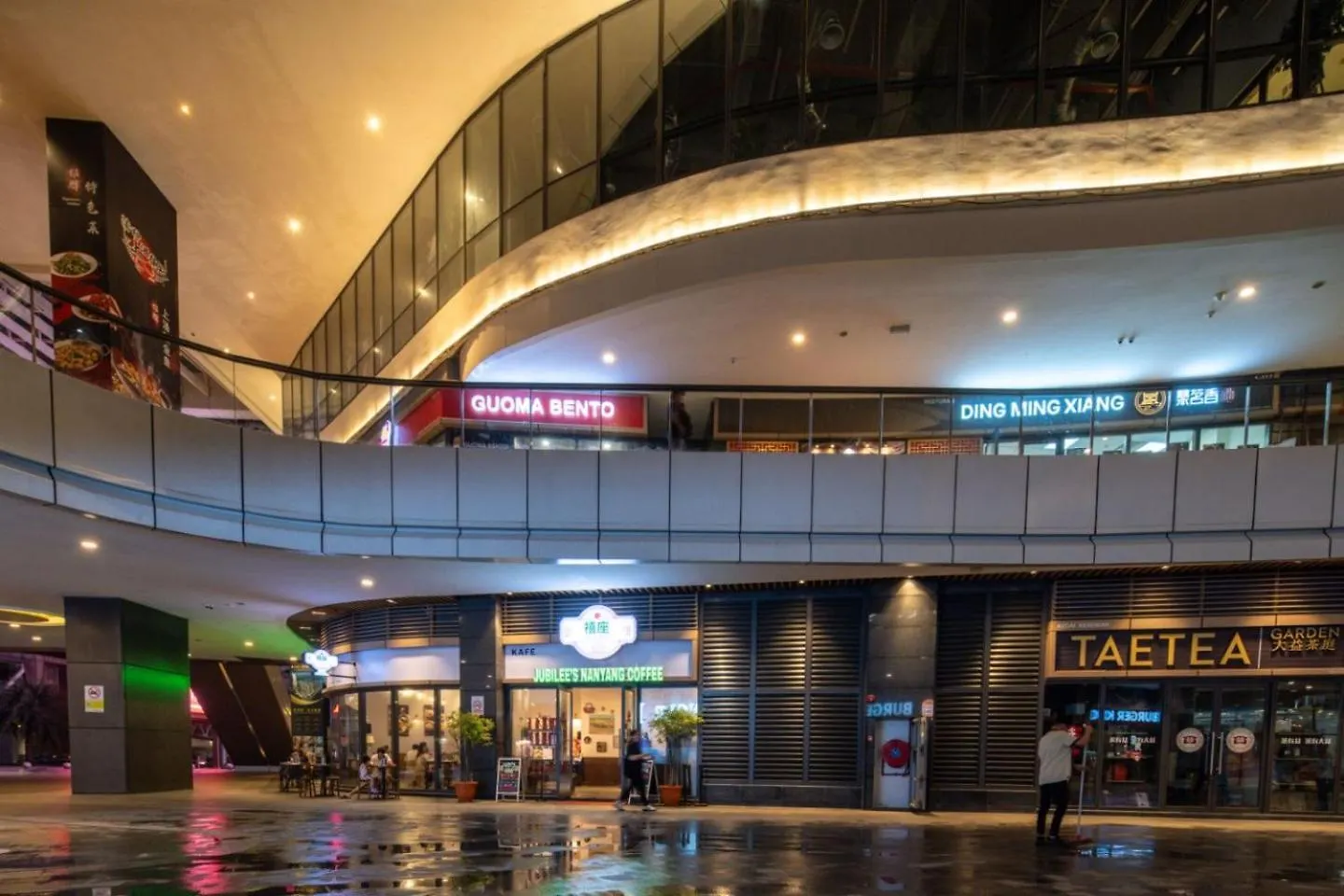 New Stylish & Luxury Modern 2Br2B At R&F Mall Ciq Johor Bahru Apartment